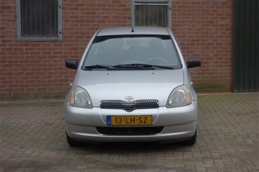 Toyota Yaris - 1.3 VVT-i Sol - 1