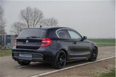 BMW 1-serie - 118i High Executive Limited Sport Edition - CARBONZWART - LEER - NAVIGATIE