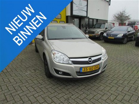 Opel Astra Wagon - 1.6 Executive /Navi/Airco/Nap - 1