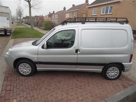 Peugeot Partner - 170C 2.0 HDI Avantage Airco, stuurpomp, elec.pakket imperiaal, trekhaak - 1