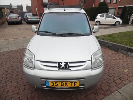 Peugeot Partner - 170C 2.0 HDI Avantage Airco, stuurpomp, elec.pakket imperiaal, trekhaak - 1