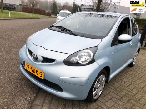 Toyota Aygo - 1.0-12V (bj 2006) 5-DEURS *85.231 ORG KM* NW APK - 1