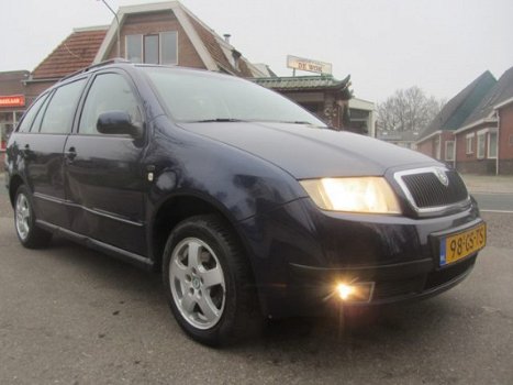 Skoda Fabia Combi - 1.4 Elegance - 1