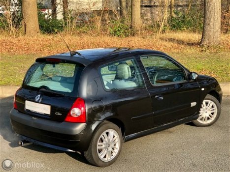 Renault Clio - 1.6 16V Initiale|RIJKLAAR|NAP|NWE APK|RIEM VERV - 1