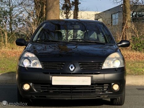 Renault Clio - 1.6 16V Initiale|RIJKLAAR|NAP|NWE APK|RIEM VERV - 1