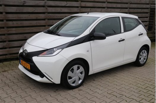 Toyota Aygo - 1.0 VVT-i x-fun Airco / 6 maand Bovag Garantie - 1