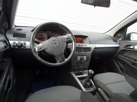 Opel Astra - 1.6 Edition / Airco / 5-deurs / elek ramen / Cruise control / - 1