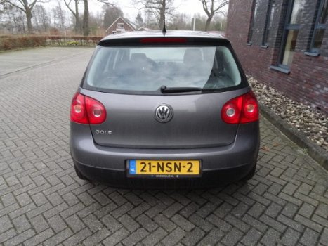 Volkswagen Golf - 1.6 automaat 5 drs nieuwstaat - 1