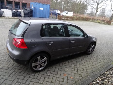 Volkswagen Golf - 1.6 automaat 5 drs nieuwstaat - 1