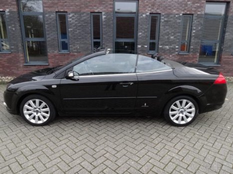 Ford Focus Coupé-Cabriolet - 2.0 16V Trend - 1