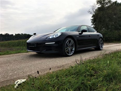 Porsche Panamera - Prachtige in topstaat €47.500 3.0 V6 - 1