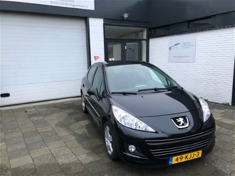 Peugeot 207 - 1.6 VTi Première Navi/ Climate/ park - 1