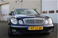 Mercedes-Benz E-klasse - 320 Avantgarde NL auto / Youngtimer / Nette auto - 1 - Thumbnail