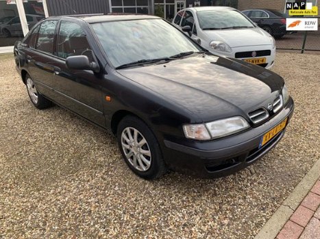 Nissan Primera - 2.0 SLX Drive II Benzine 5 Drs Luxe uitvoering Airco Rijdt en schakelt perfect - 1