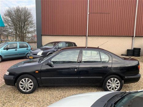 Nissan Primera - 2.0 SLX Drive II Benzine 5 Drs Luxe uitvoering Airco Rijdt en schakelt perfect - 1