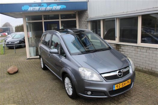 Opel Zafira - 2.2 Cosmo - 1