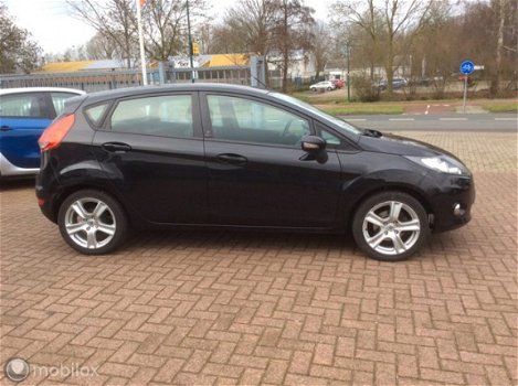 Ford Fiesta - 1.25 Titanium stoelverw airco 5 deurs nap boekjes - 1