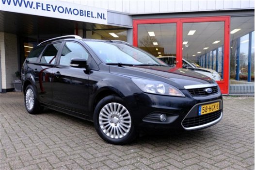 Ford Focus Wagon - 1.6 Titanium Navi/Clima/PDC/LMV - 1