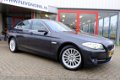 BMW 5-serie - 525d High Executive Aut. Leder/Xenon/Navi/Sportstoel/Enz - 1 - Thumbnail