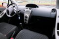 Toyota Yaris - 1.3 VVTi Sol 5-Deurs Airco - 1 - Thumbnail
