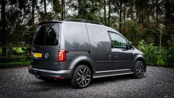 Volkswagen Caddy - 1.6 TDI L1H1 Comfortline | Trekhaak | Navi | Zeer netjes - 1