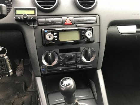 Audi A3 - 1.9 TDI Attraction CLIMA CONTROL -LICHTMETAAL VELGEN-ELECTRISCHE RAMEN - 1