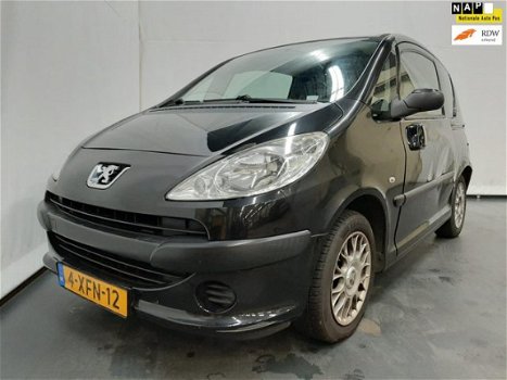 Peugeot 1007 - 1.4-16V Sesam Gentry EXPORT PRIJS - 1