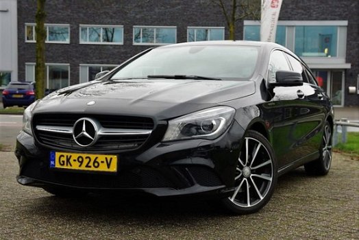 Mercedes-Benz CLA-klasse Shooting Brake - CLA 200 D AUT 2015 - 1