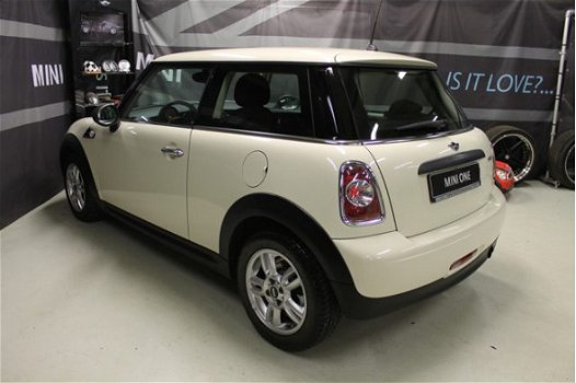 Mini Mini One - 1.6 Salt. Airco, stoelverw., L.M velgen. Zeer mooie auto - 1