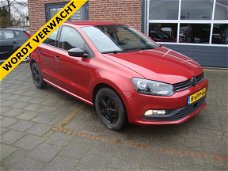 Volkswagen Polo - 1.2 TSI Comfortline 66kw (Cruise control, parkeersensoren V+A) RIJKLAAR