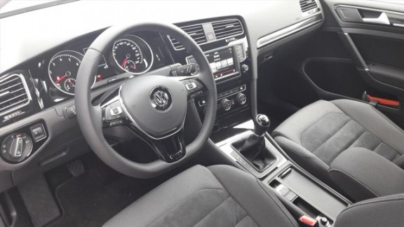 Volkswagen Golf Variant - 1.2 TSI 110pk BMT Highline | Navi | Cruise | Pdc V+A | Camera | Clima | - 1