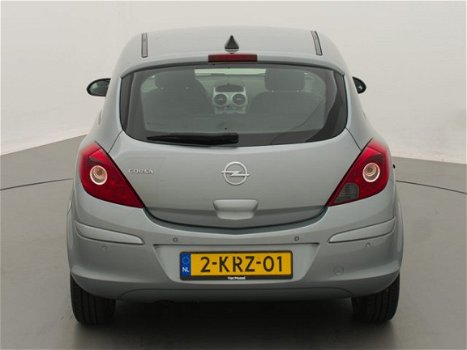 Opel Corsa - 1.4 16V Design Edition (PDC/AIRCO/STOEL+STUURVERWARMING) - 1