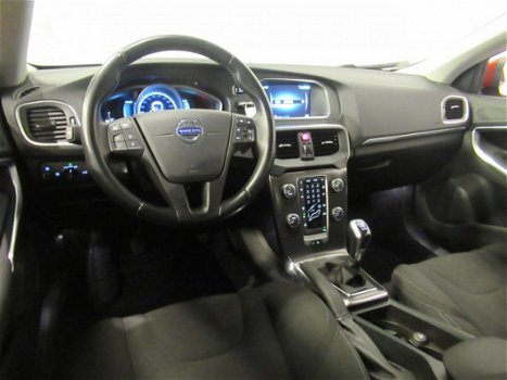 Volvo V40 - 1.6 D2 Base Business (Navi/Led/Cruise) - 1