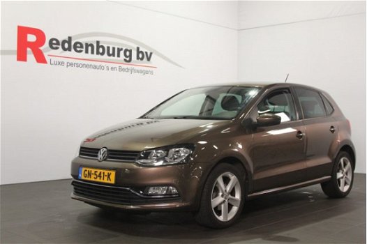 Volkswagen Polo - 1.2 TSI Highline / 2015 - 1