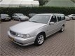 Volvo V70 - 2.5 D Comfort alle onderhoud gehad+d.riem nieuw - 1 - Thumbnail