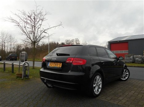 Audi A3 Sportback - 1.6 TDI Ambition Pro Line Business ACC/CRUISE/LMV/TREKH - 1