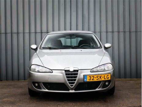 Alfa Romeo 147 - 1.9 JTD, Distinctive, Airco, ECC, Zeer Goed Onderhouden, NL-Auto - 1