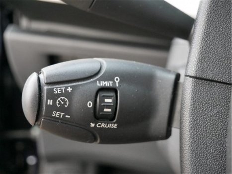 Citroën DS3 - 1.6 VTi 120pk So Chic AUTOMAAT Leder / Navigatie / Bluetooth / Stoelverwarming - 1