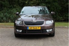 Skoda Octavia - 1.0 TSI 115pk Greentech DSG Ambition Business