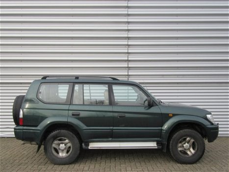 Toyota Land Cruiser - 90 3.0 D4-D Executive | 8 persoons | - 1