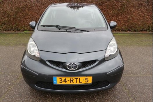 Toyota Aygo - 1.0-12V - 1