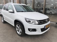 Volkswagen Tiguan - 1.4 TSI R-Line Edition