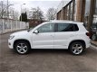 Volkswagen Tiguan - 1.4 TSI R-Line Edition - 1 - Thumbnail