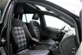 Volkswagen Golf - 1.4 TSI 204pk GTE DSG LED Panoramadak Adaptive Cruise Stoelverwarming - 1 - Thumbnail