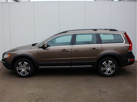 Volvo XC70 - 2.0 D4 FWD Nordic Leder Standkachel FM-Navi - 1