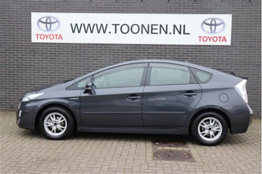 Toyota Prius - 1.8 Comfort Navigatie-Smart entry - 1