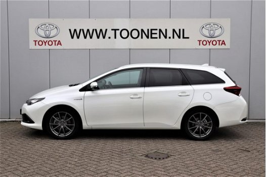 Toyota Auris Touring Sports - 1.8 Hybrid Lease - 1