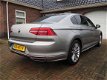 Volkswagen Passat - 2.0 TDI Connected Series Plus Virtual Cockpit|R-line | Full options | DSG | Pano - 1 - Thumbnail