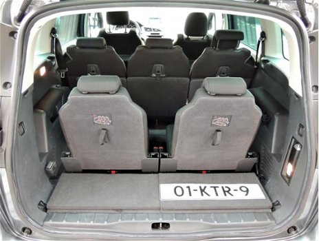 Peugeot 5008 - 1.6 THP ST Premiere 7p. - Tr.haak - Nav. - APK 02-2021 - NAP - 1