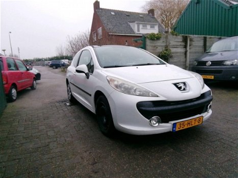 Peugeot 207 - 1.6 VTi Look Panoramadak Snelle 1.6 motor - 1